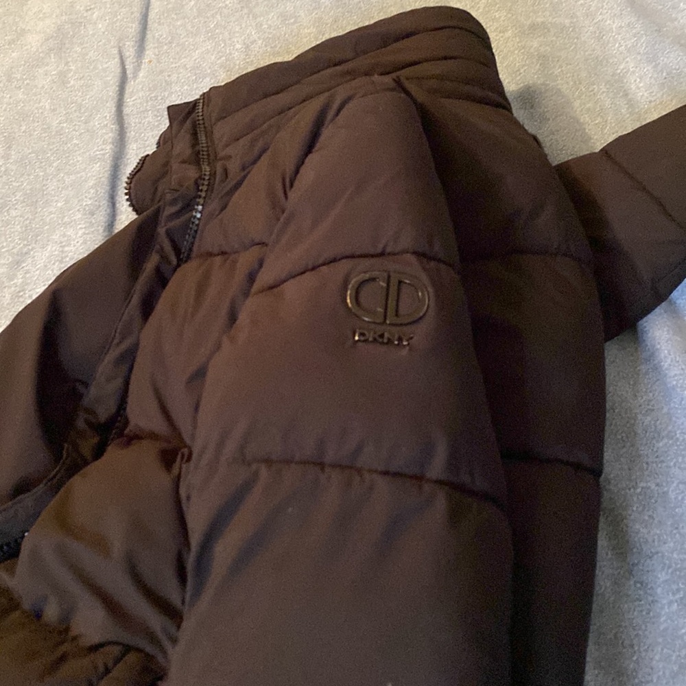 Coat - Picture 5 of 7